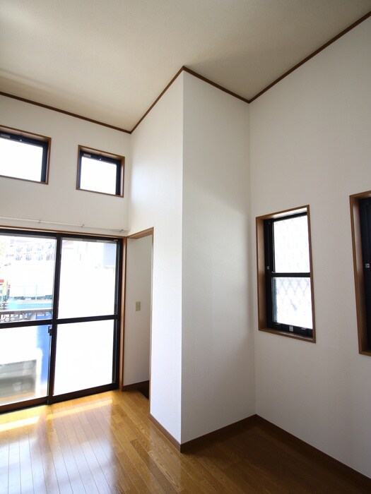 物件内観写真21　(居室)
