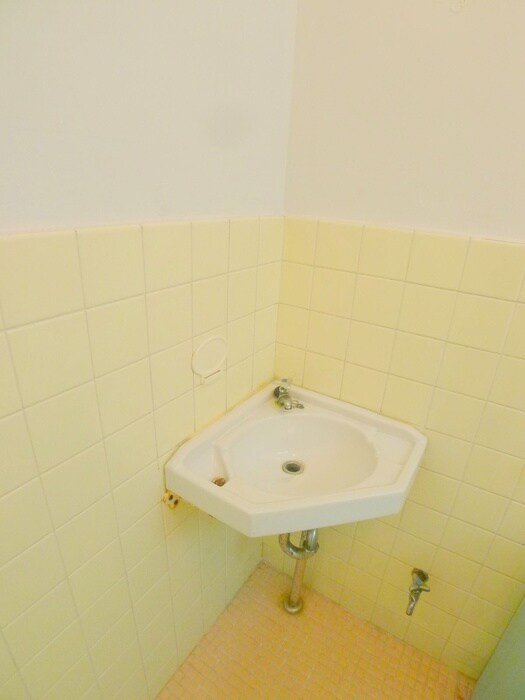 物件内観写真15　(洗面)