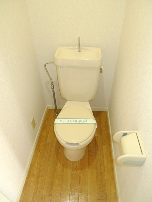 物件内観写真12　(トイレ)