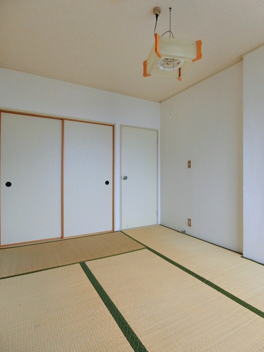 物件内観写真13　(居室)