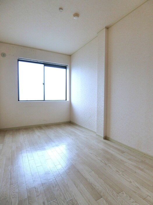 物件内観写真19　(居室)