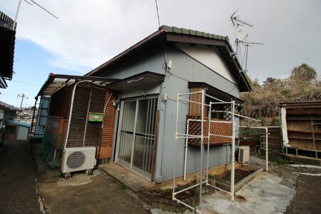 杉田貸家外観写真