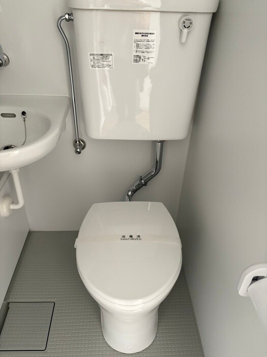 物件内観写真16　(トイレ)