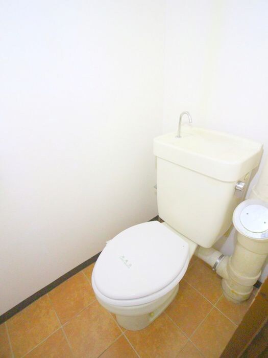 物件内観写真15　(トイレ)