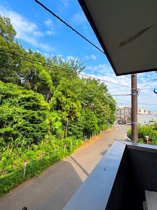 物件内観写真15　(室内からの展望)