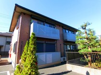 ルミエールBの外観写真