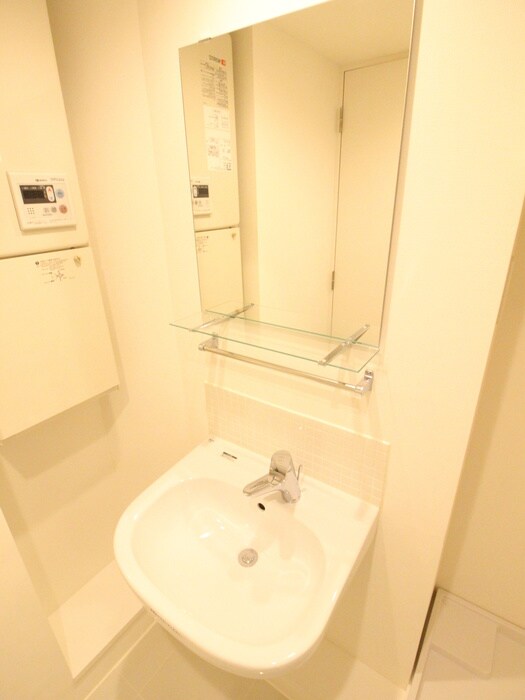 物件内観写真13　(洗面)