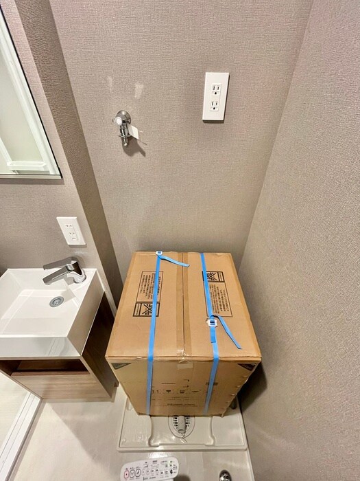 物件内観写真16　(洗濯機置場)