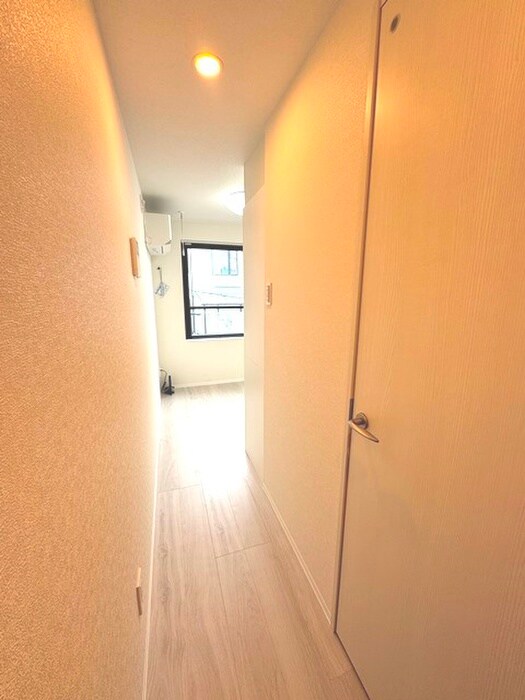 物件内観写真17　(廊下)