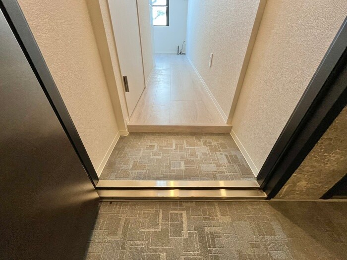 HJ PLACE 中野の玄関