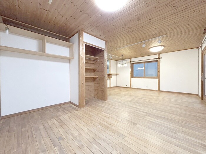 上水新町3丁目戸建の居室