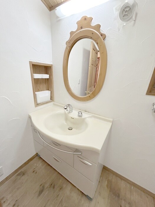 物件内観写真19　(洗面)