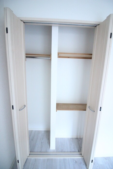 物件内観写真18　(収納)