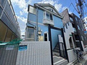 ヴィラ・ウエスト外観写真