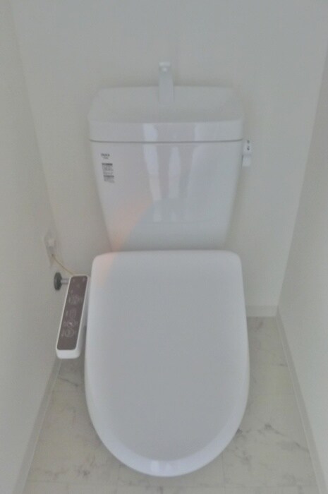 物件内観写真14　(トイレ)