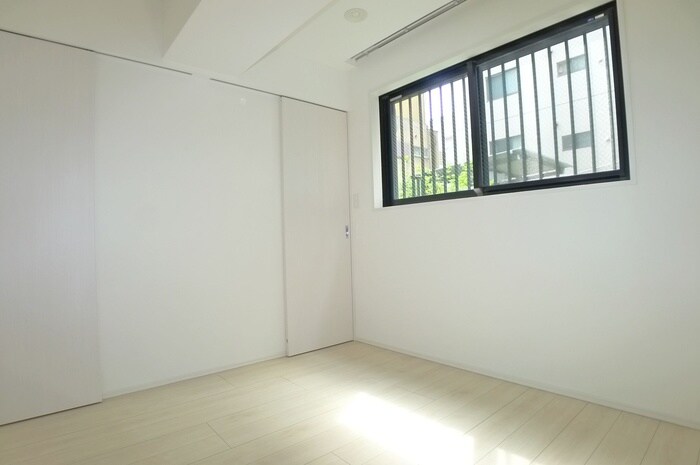 物件内観写真18　(居室)