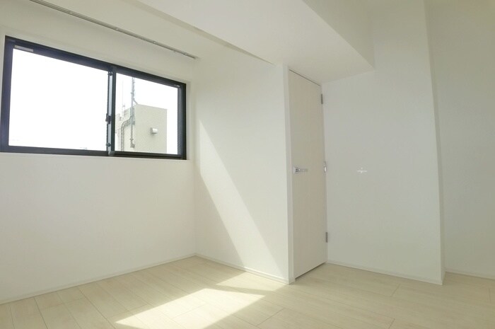 物件内観写真18　(居室)