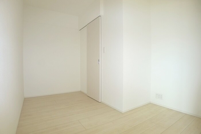 物件内観写真19　(居室)