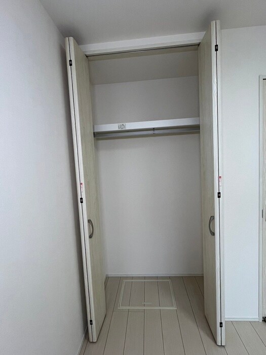 物件内観写真16　(収納)