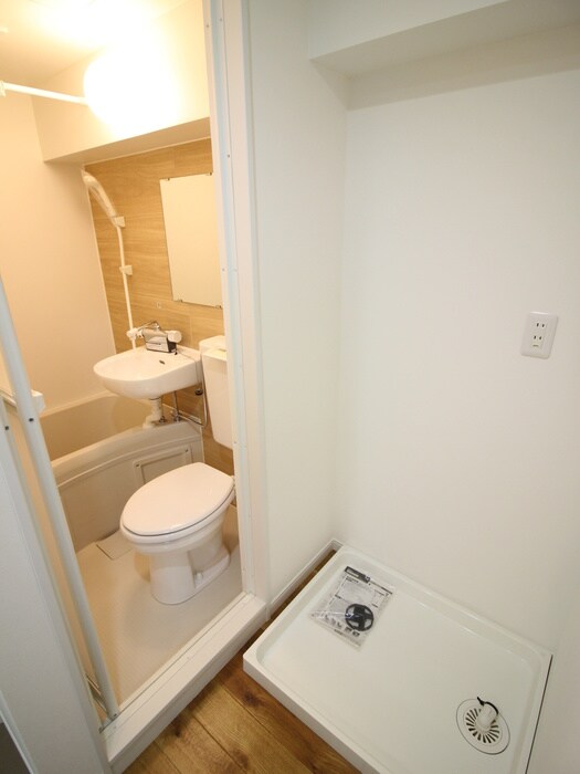 物件内観写真14　(トイレ)