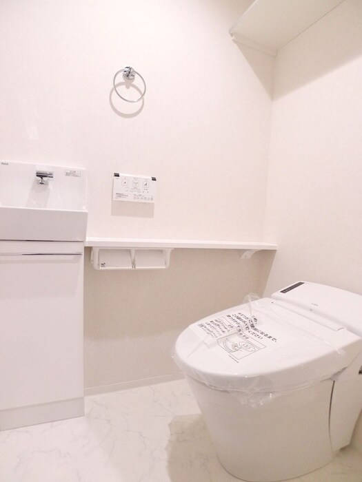 物件内観写真15　(トイレ)