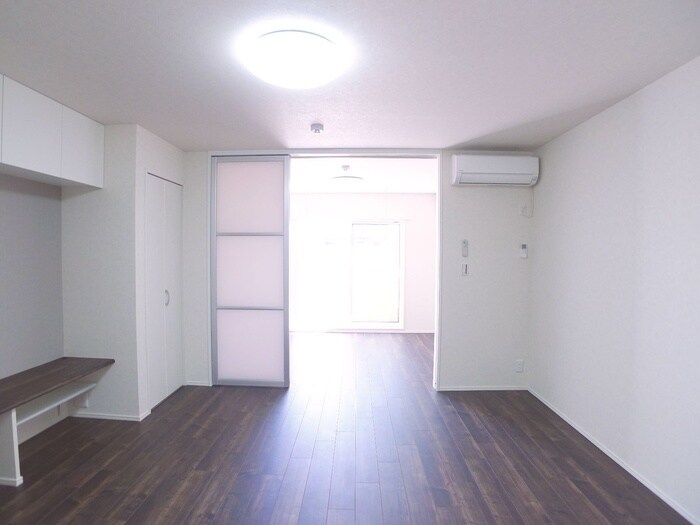 物件内観写真19　(居室)