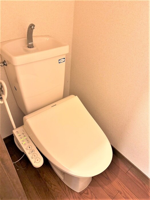 物件内観写真13　(トイレ)