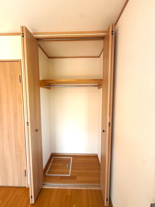 物件内観写真14　(収納)