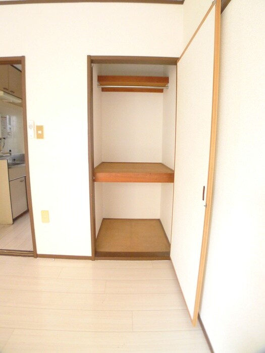 物件内観写真13　(収納)