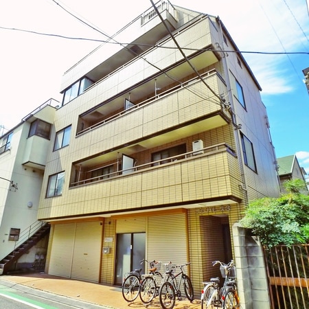 フジパレス３（１－３Ｆ）外観写真