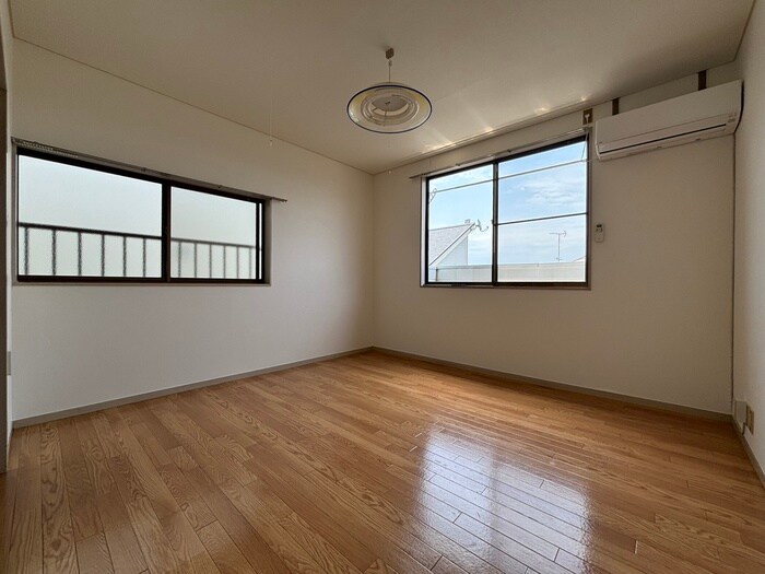 物件内観写真7　(居室)