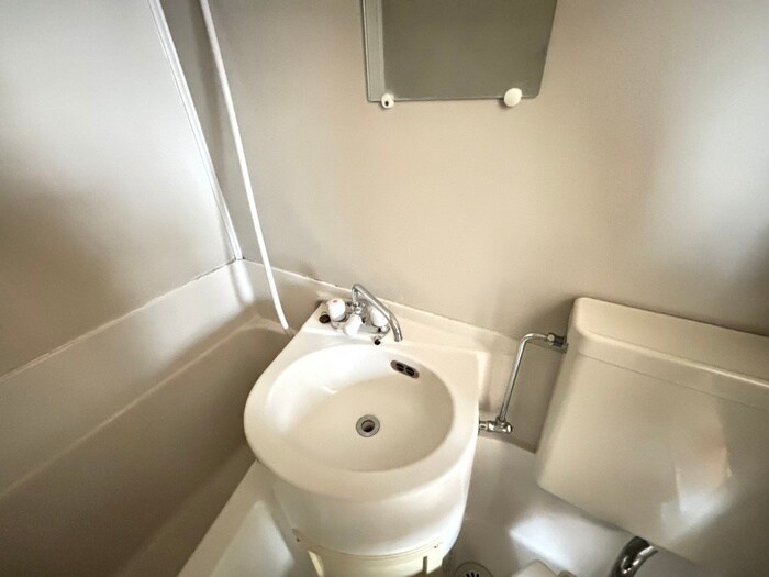 物件内観写真12　(洗面)