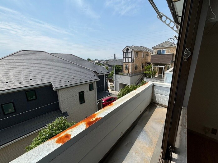 物件内観写真15　(室内からの展望)