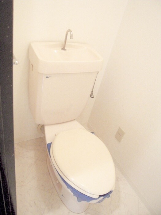 物件内観写真10　(トイレ)