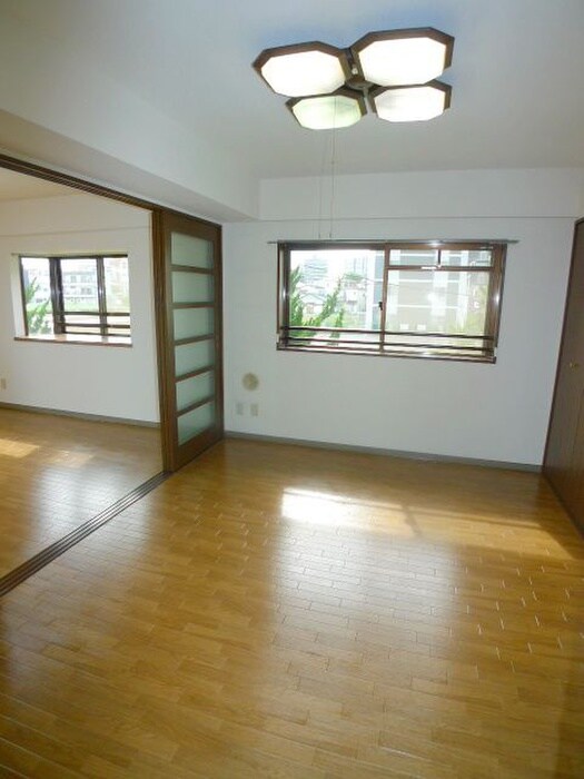 物件内観写真12　(内観写真)