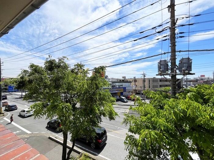 物件内観写真22　(室内からの展望)