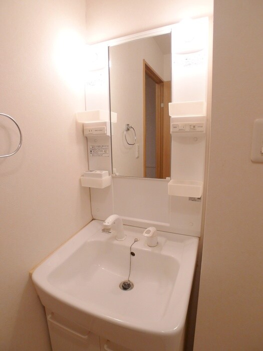 物件内観写真9　(洗面)