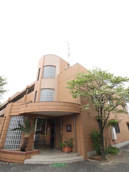 MAISON CERESTE 指扇外観写真