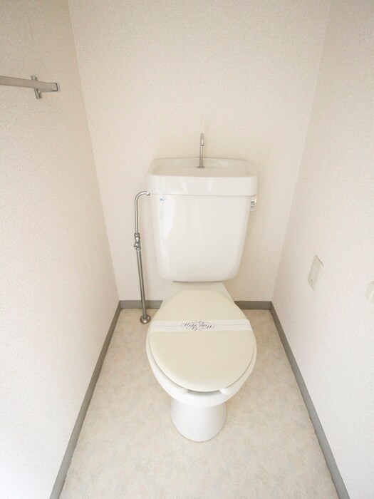 物件内観写真11　(トイレ)