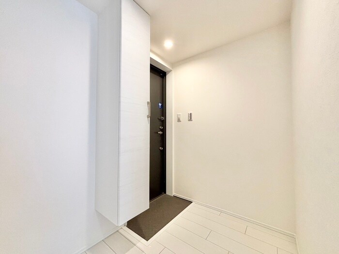 物件内観写真22　(玄関)