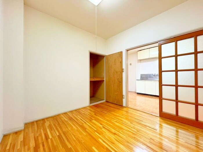 物件内観写真14　(廊下)