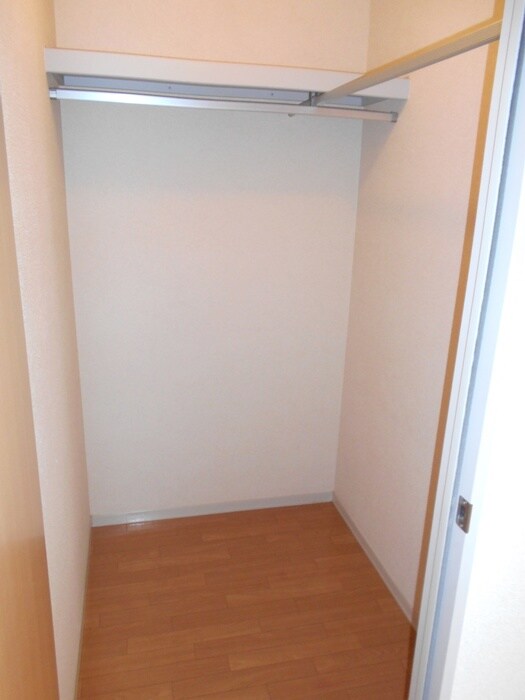 物件内観写真19　(収納)