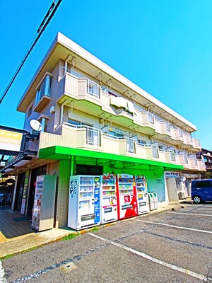 サンパレスヤマグチ外観写真