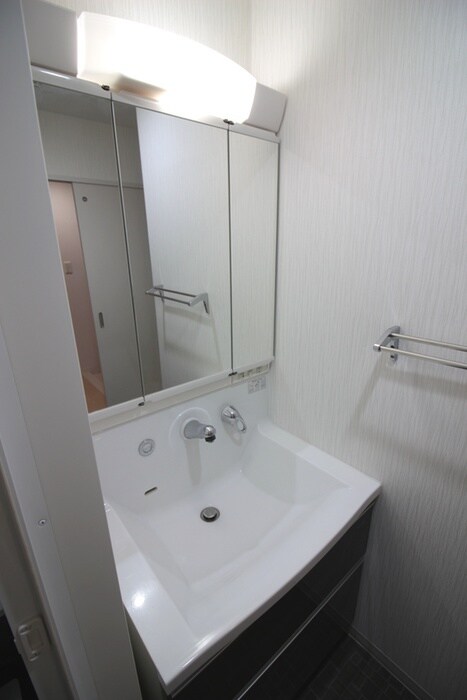 物件内観写真13　(洗面)