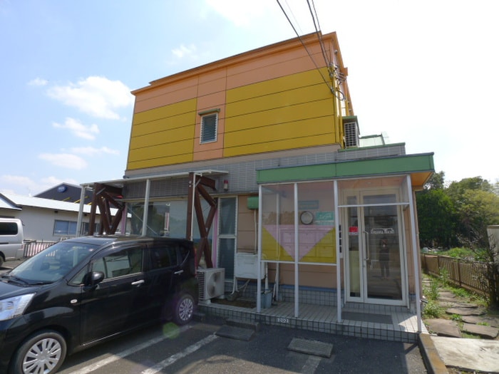 物件外観写真2　(駐車場)