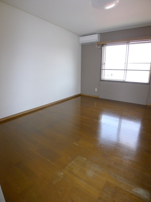 物件内観写真5　(居室)