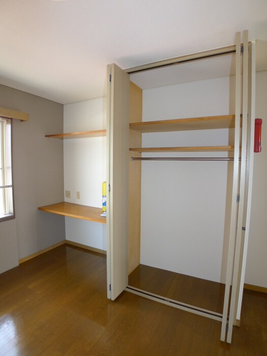 物件内観写真7　(収納)