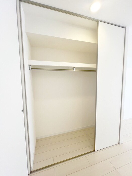 物件内観写真15　(収納)