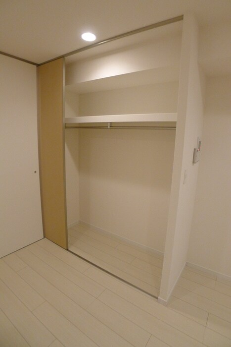 物件内観写真16　(収納)