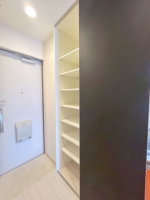 物件内観写真18　(靴箱)